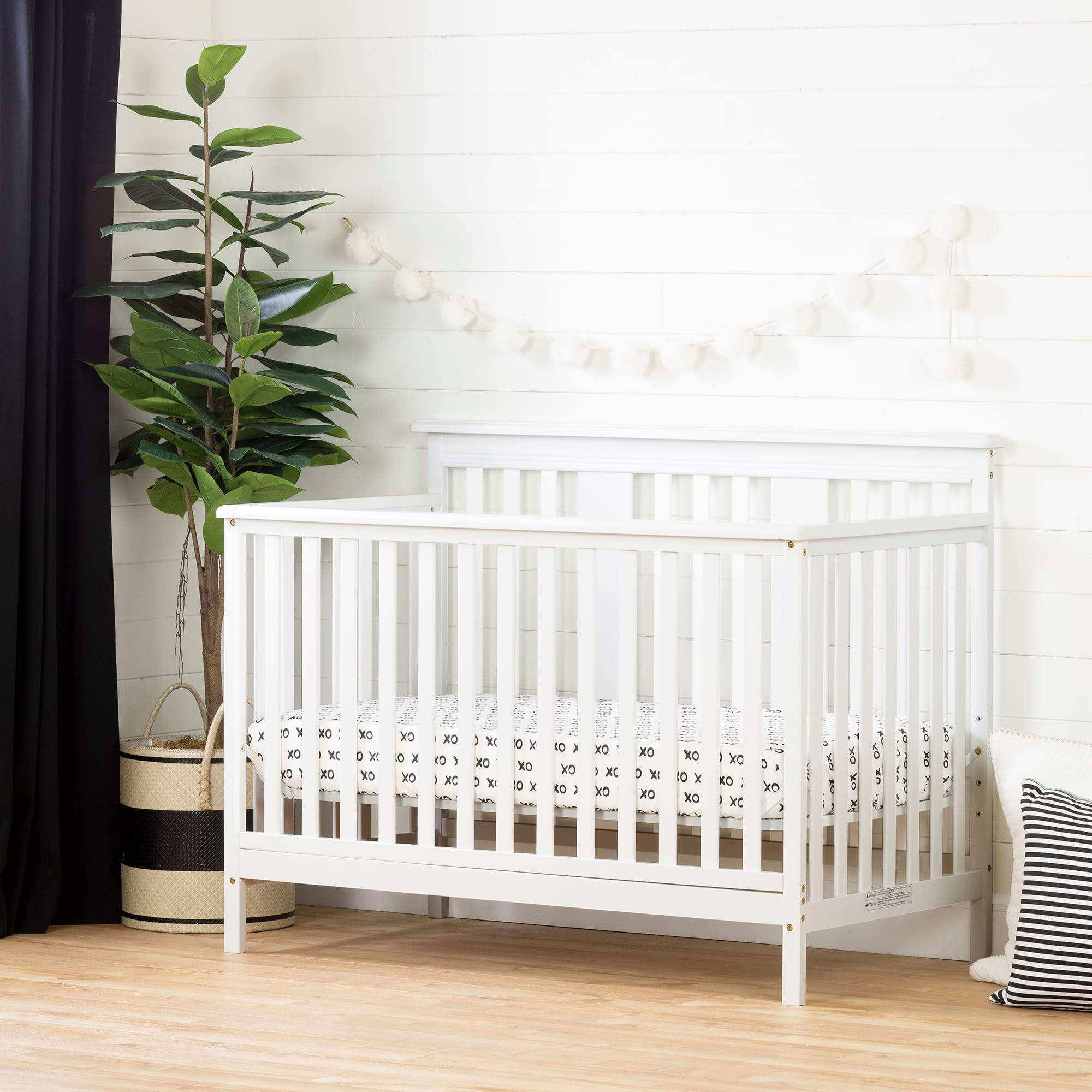 South Shore Little Smileys  Modern Baby Crib   Adjustable Height with Toddler Rail White