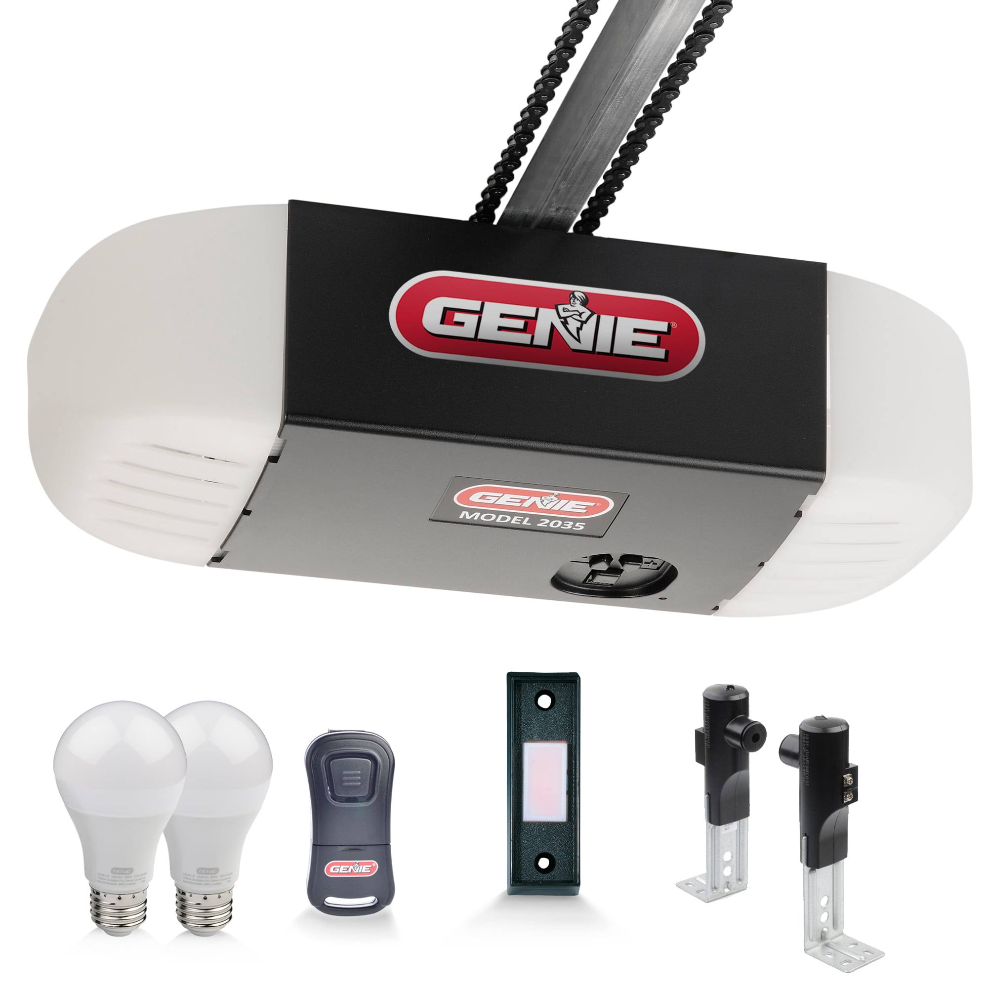 Chain 550 Essentials   1/2 HPc Durable Chain Garage Door Opener   Plus LED Light Bulbs