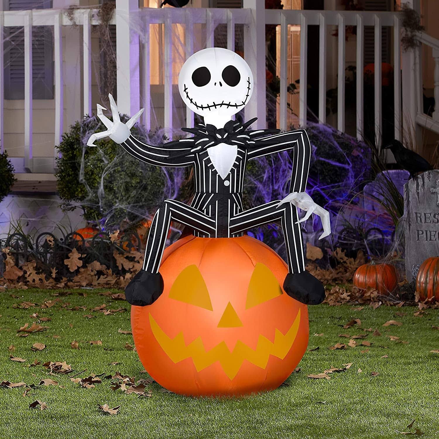 3.5′ Nightmare Before Christmas Jack Skellington on Jack-O-Lantern Inflatable